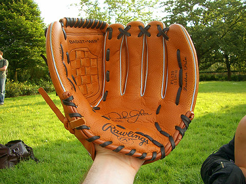 [Does my hand look big in this?]